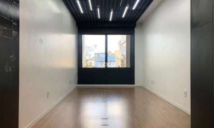 Sala comercial para alugar na Avenida Protásio Alves, 3217, Petrópolis, Porto Alegre