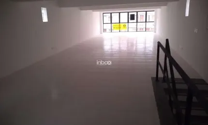 Prédio para alugar na Rua General Caldwell, 1317, Menino Deus, Porto Alegre