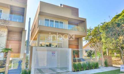 Casa com 3 quartos à venda na Rua Coroados, 754, Vila Assunção, Porto Alegre