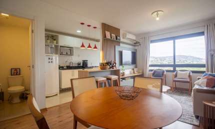 IMBOX CIA IMOBILIARIA VENDE Ótimo apartamento de 1 dormitório, mobiliado, no NINE em Porto Alegre.
