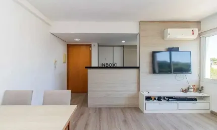 Apartamento com 2 dormitórios, 1 suíte e 2 vagas - semi-mobiliado e pronto para morar