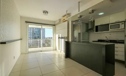 Apartamento semimobiliado com 2 dormitórios, 2 Vagas e infraestrutura de resort