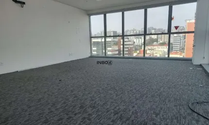 Sala comercial no trend 24 offices com 47m² e 1 vaga