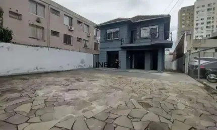 Casa comercial à venda na Avenida Professor Oscar Pereira, 1471, Azenha, Porto Alegre