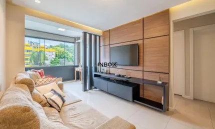 Vende cobertura com 186m² e 3 dormitórios, 1 suíte, 2 vagas no bairro menino deus