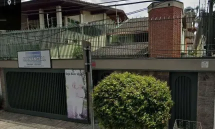 Casa com 3 quartos para alugar na Rua Campos Novos, Vila Lucia, São Paulo