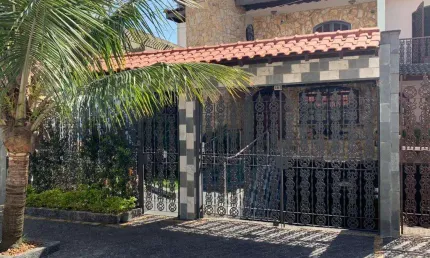Sobrado à venda, 3 quartos, 1 suíte, 5 vagas, Vila Lúcia - São Paulo/SP