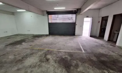 Ponto comercial para alugar na Avenida do Oratório, Jardim Guairaca, São Paulo