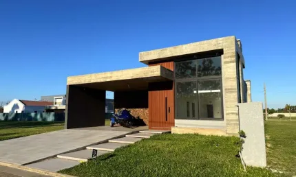 Casa em condomínio fechado com 3 quartos à venda na Estrada geral di Palmitam, 1, Palmital, Osório por R$ 1.474.000