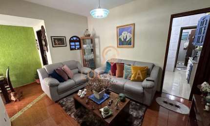 Casa térrea / Jardim Ismênia / 02 Dormitórios / 150m² / São José dos Campos
