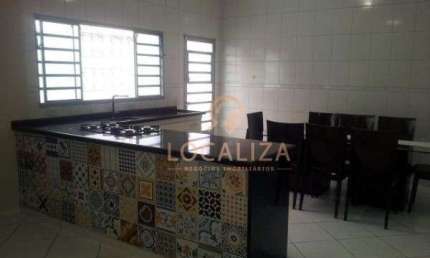 Casa sobrado/ Bosque dos Ipês/ 04 Dormitórios sendo 01 suíte/ 150m²/São José dos Campos