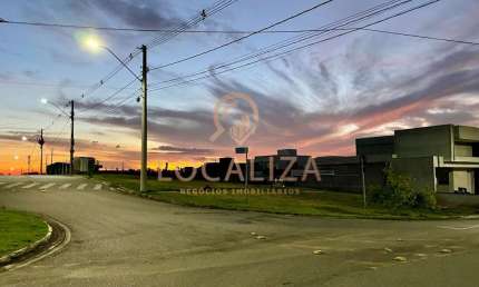 Terreno à venda em Caçapava-SP, no Parque Residencial Maria Elmira, com 500m² de área!