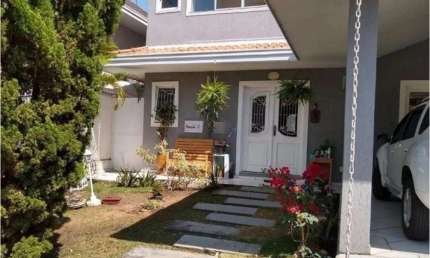 Casa em Condomínio para Alugar - 330m² - 4 quartos - Recanto da Serra - Urbanova