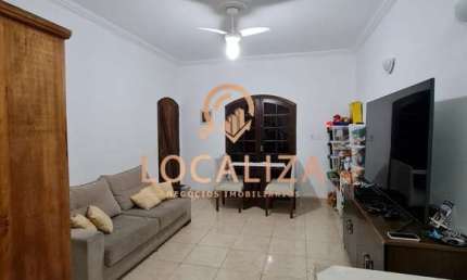 Casa de alto padrão para venda ou locação em São José dos Campos-SP, no Parque dos Ipês: 3 quartos,  2 salas, 3 vagas, 304,15m².