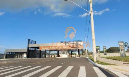Terreno em Condomínio à Venda em Jacareí-SP, no Jardim Paraíba - 300,00m²: Imperdível!