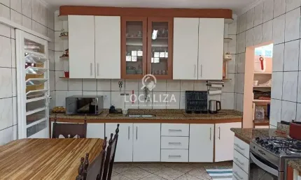 Imperdível oportunidade: Casa à venda ou locação em São José dos Campos-SP, Jardim Souto, 2 quartos, 1 sala, 1 banheiro, 2 vagas, 90m².