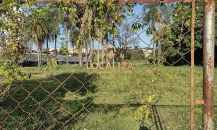 Excelente oportunidade: Terreno comercial de 13.710m² à venda em Jacareí-SP, no Jardim Califórnia!