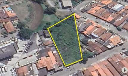 Excelente área / 2000 m² / Projeto aprovado para construção de apartamentos / Excelente localização / Jacareí.