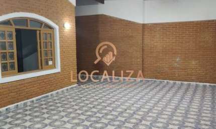 Casa com Edícula / Jardim Satélite / 03 Dormitórios  / 253m² / São José dos Campos