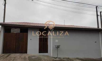 Imperdível casa à venda em São José dos Campos-SP, Jardim Torrão de Ouro: 3 quartos, 1 suíte, 2 salas, 2 banheiros, 3 vagas de garagem, 100m²!
