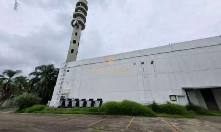 Galpão Comercial no Centro de São José dos Campos-SP: 15 Salas, 6 Banheiros, 15 Vagas de Garagem, 882m² de Área - Imperdível!