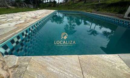 Sítio à venda em Guaratinguetá-SP, bairro Chácaras Piagui: 2 quartos, 1 sala, 33.000m² de área!