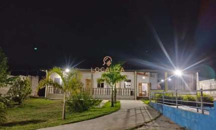Chácara à venda em Caçapava-SP, Borda da Mata: 3 quartos, 1 suíte, 1 sala, 4 vagas de garagem, 250m² de área. Aproveite!
