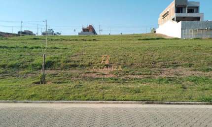 Terreno de 332m² em condomínio no Urbanova - São José dos Campos-SP: Sua chance de construir o lar dos seus sonhos!