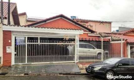 Casa para venda em Super Quadra Morumbi de 200.00m² com 3 Quartos e 4 Garagens