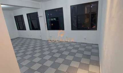 Sala Comercial para venda em Jardim Satélite de 30.00m² com 1 Garagem