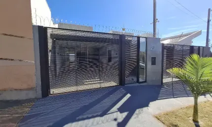 Casa com 3 quartos à venda no Jardim Colina Verde, Maringá , 100 m2 por R$ 480.000