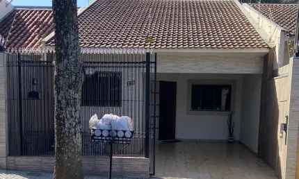 Casa com 3 quartos à venda no Jardim Catedral, Maringá 