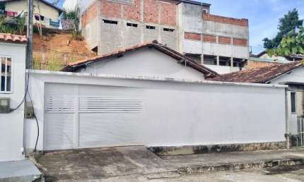 Excelente casa com 2 dormitórios à venda,  por R$ 198.000,00 - Horto - Macaé/RJ