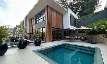 Casa com 3 quartos à venda na Rua Quintino Bocaiúva, 636, América, Joinville