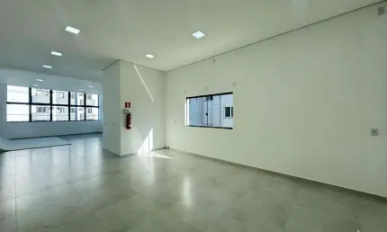 Sala comercial para alugar na Rua Germano Wetzel, 223, Bom Retiro, Joinville