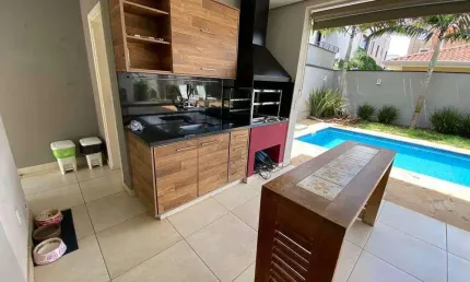 Casa de condomínio com 4 quartos, 278m², à venda em Campinas, Swiss Park
