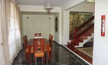 Casa com 5 quartos, 382m², à venda em Campinas, Jardim Chapadão