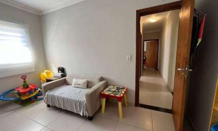 Casa com 3 quartos, 180m², à venda em Valinhos, Vila Capuava