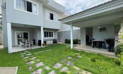 Casa em condomínio, 4 quartos, residencial da Prata