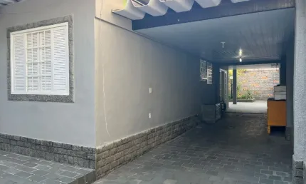 Casa Linear, 2 quartos, próximo estrada do Monteiro