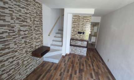 Casa duplex, condomínio,  2 quartos, próximo Park Shopping