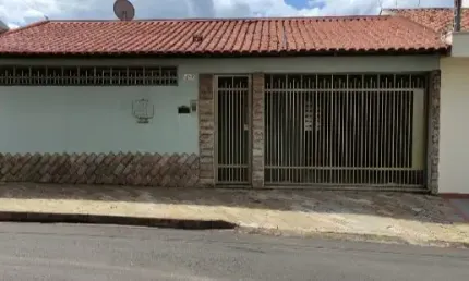 Ótima casa à venda no Jardim Cruzeiro do Sul  - Aceita permuta com apartamento.