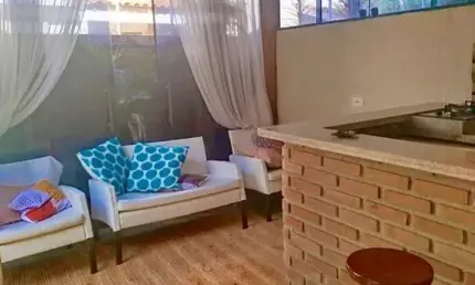 Casa em condomínio fechado com 3 quartos à venda na Praça Independência, São João, Jacareí