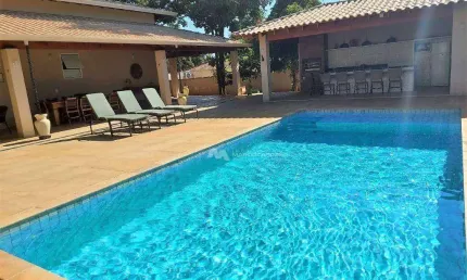 Chácara com 3 dormitórios à venda, 1500 m² por R$ 2.400.000,00 - Condominio Residencial Monte Carlo - Guapiaçu/SP