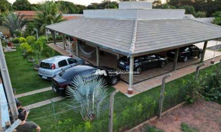 Rancho com 2 dormitórios à venda, 260 m² por R$ 450.000,00 - Centro - Adolfo/SP