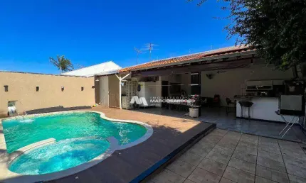 Sobrado com 4 dormitórios à venda, 299 m² por R$ 950.000,00 - Jardim São Marco - São José do Rio Preto/SP