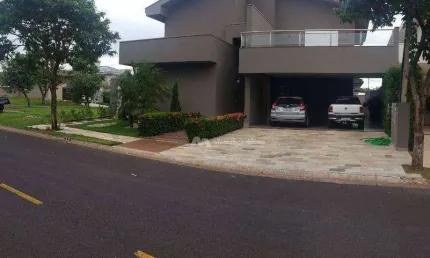 Sobrado com 3 dormitórios à venda, 298 m² por R$ 1.800.000,00 - DAMHA V - São José do Rio Preto/SP