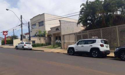 Casa com 3 dormitórios à venda, 236 m² por R$ 800.000,00 - Centro - Bady Bassitt/SP
