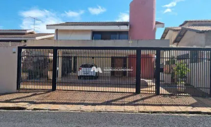 Sobrado com 4 dormitórios à venda, 376 m² por R$ 1.500.000,00 - Jardim Tarraf - São José do Rio Preto/SP