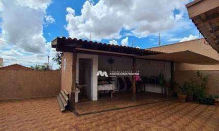 Casa com 3 dormitórios à venda, 180 m² por R$ 950.000,00 - Bosque da Saúde - São José do Rio Preto/SP